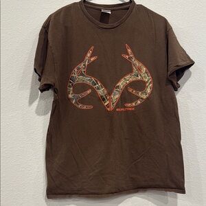 Realtree Brown Short Sleeve Tee with Antler Design